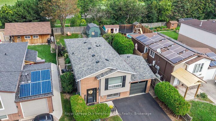 Property Photo:  990 Renaissance Drive  ON L1J 8B2 