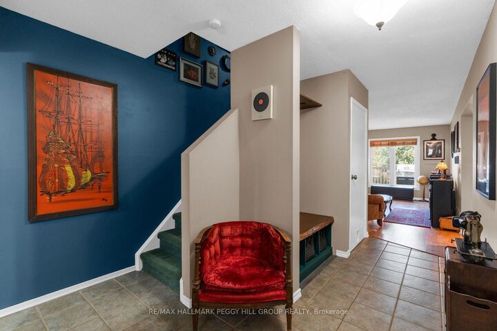 Property Photo:  47 Kipling Place  ON L4N 4W9 