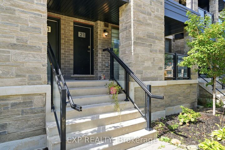 Property Photo:  21 Magnolia Lane  ON L9J 0N9 
