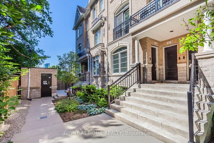 Property Photo:  39 Drewry Avenue 22  ON M2M 0B4 