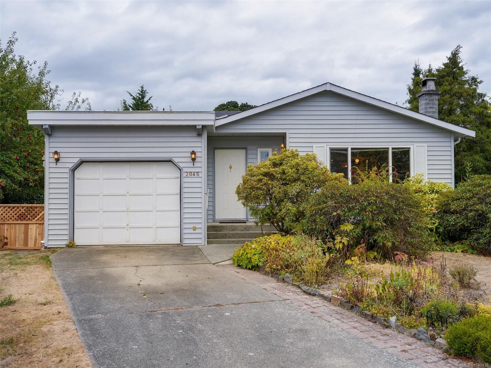 Property Photo:  2045 Winmeadow Pl  BC V8L 4S3 