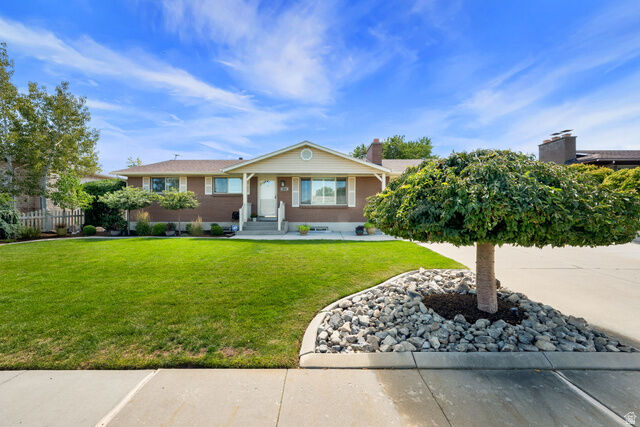 Property Photo:  3357 W Blue Haven Dr S  UT 84119 