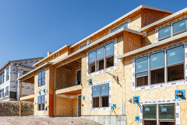 Property Photo:  375 W Ascent Dr 265  UT 84036 