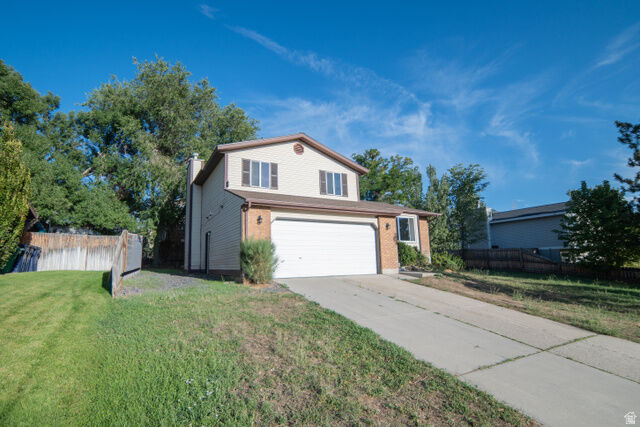 Property Photo: 10273 S Countrywood Dr UT 84092