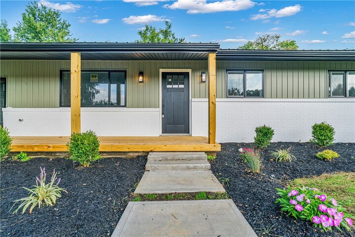 Property Photo: 121 Franklin Avenue PA 15061