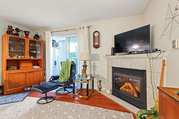 Property Photo:  1588 Best Street 109  BC V4B 4G1 