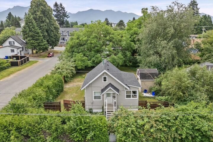 Property Photo:  46028 King Avenue  BC V2P 3B4 