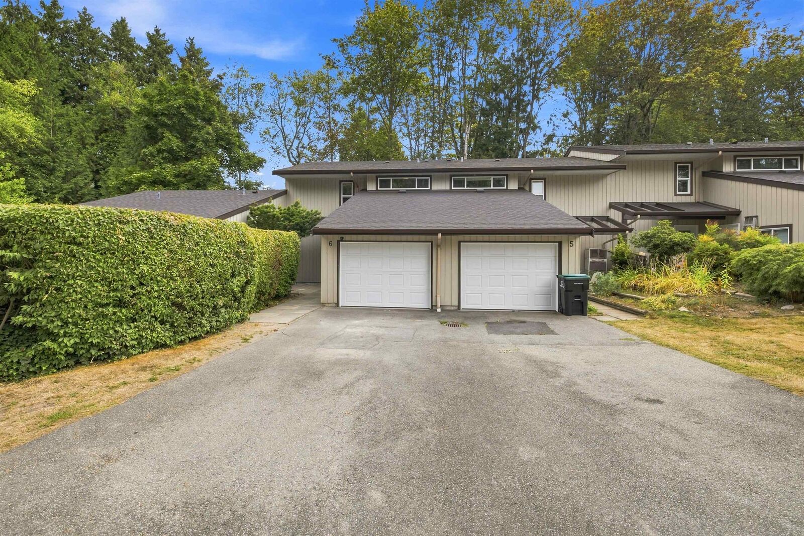Property Photo:  4860 207 Street 6  BC V3A 2E3 