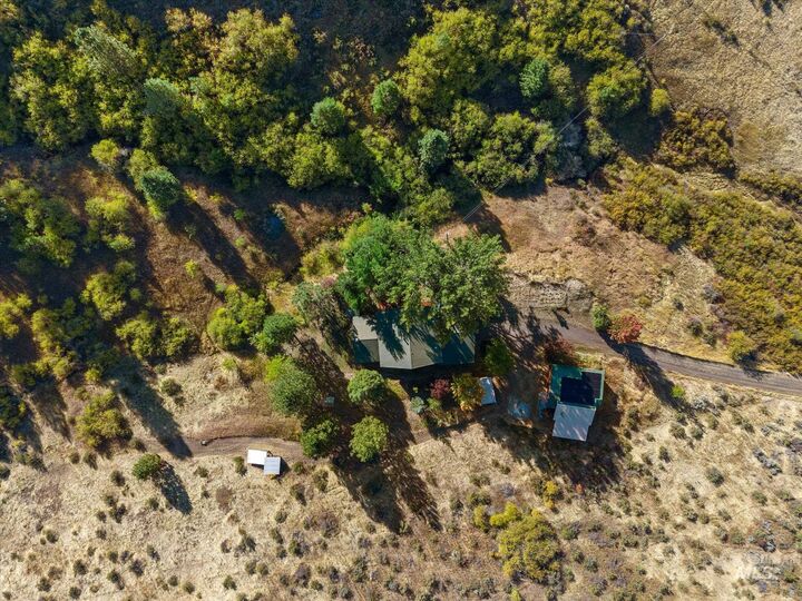 Property Photo:  2466 Hwy 95  ID 83612 