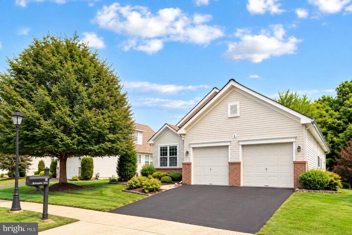 Property Photo:  8 Zinnia Way  PA 19047 