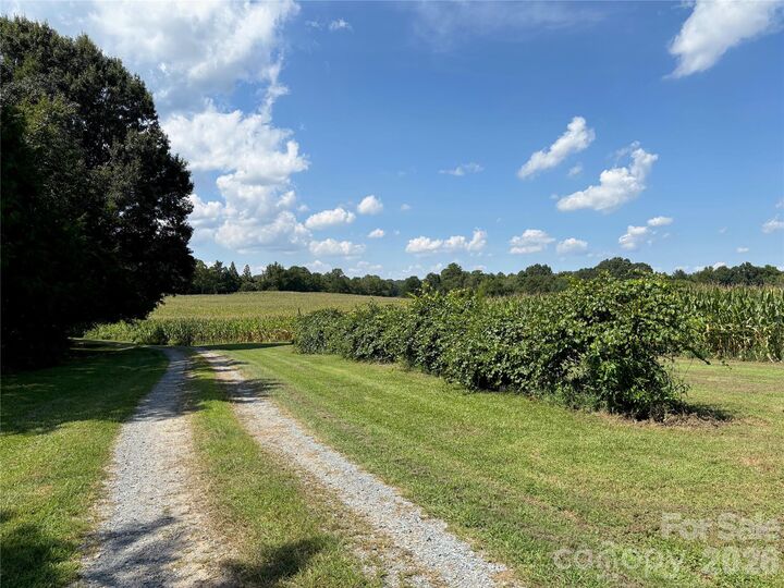 Property Photo: 7720 W Duncan Road NC 28079