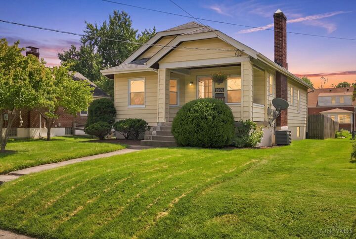 Property Photo:  3805 Lansdowne Avenue  OH 45236 
