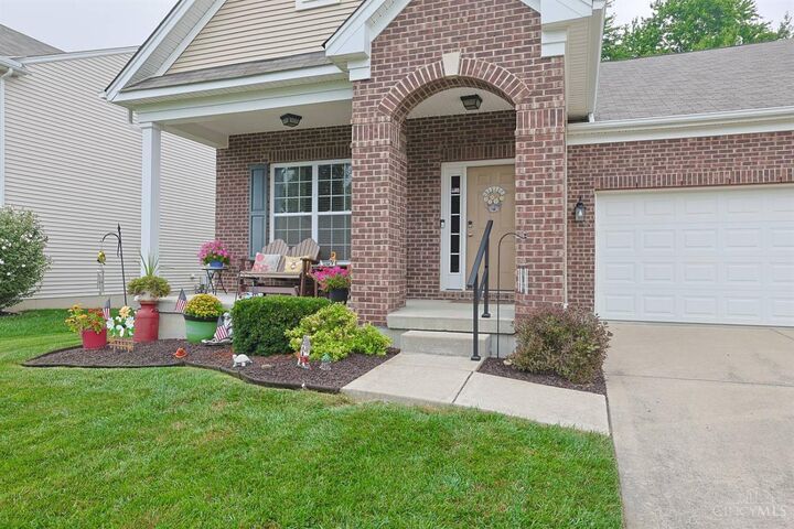 Property Photo:  954 London Court  OH 45245 
