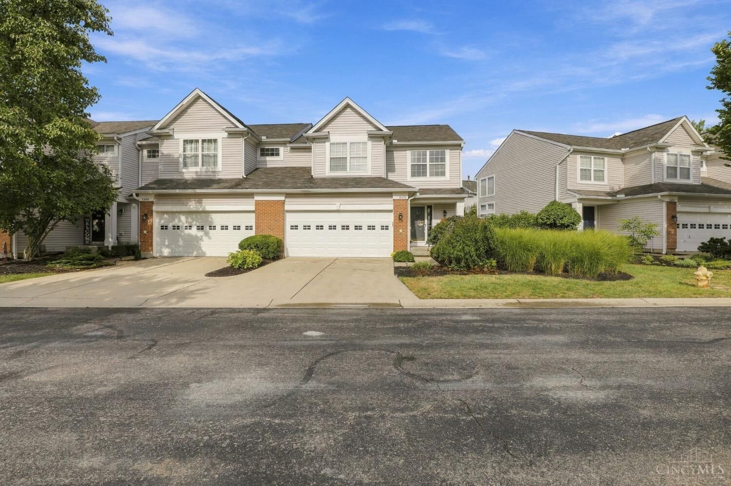 Property Photo: 6439 Pinehurst Lane OH 45040