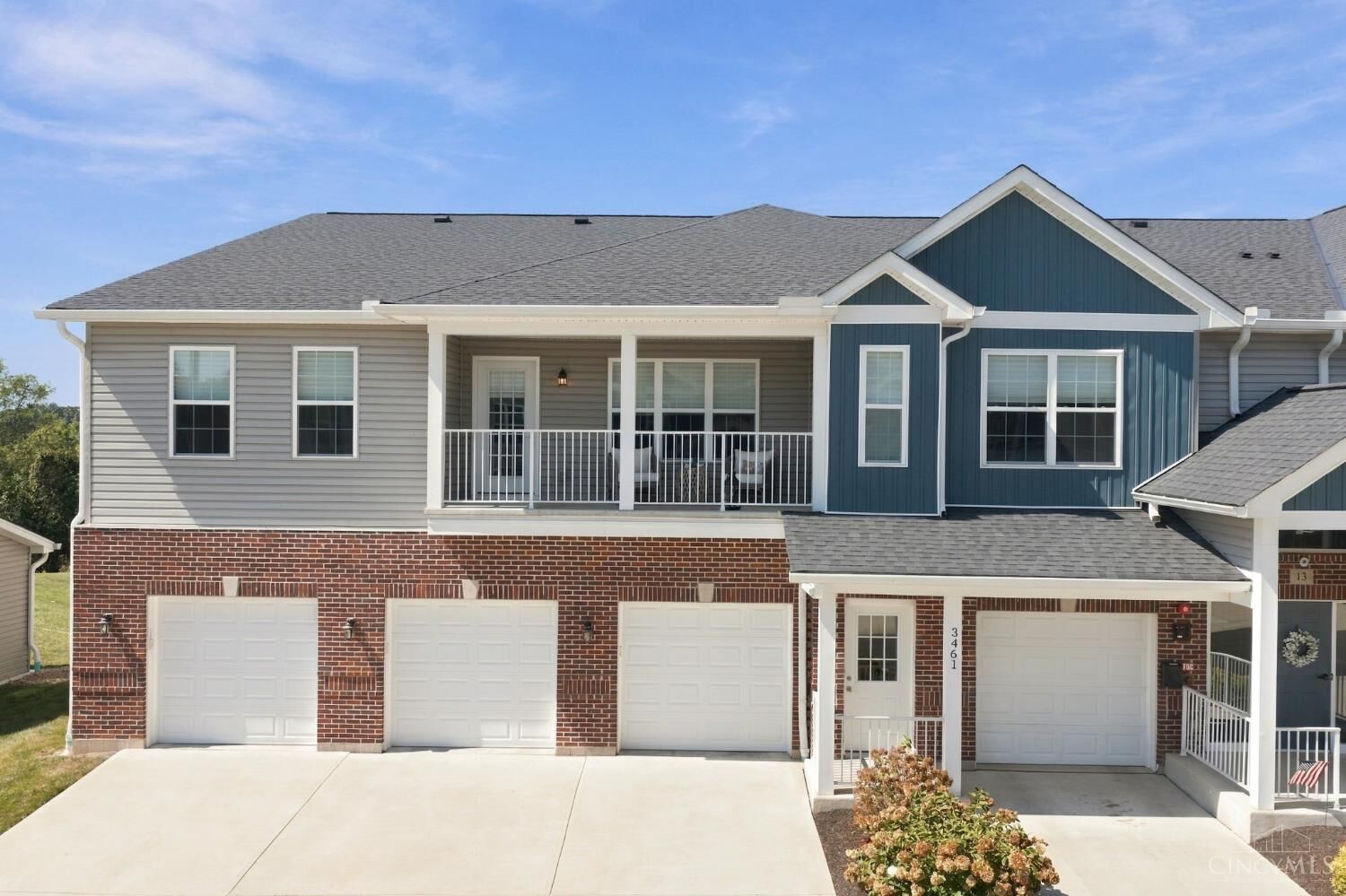 Property Photo: 3461 Chestnut Park Lane OH 45002