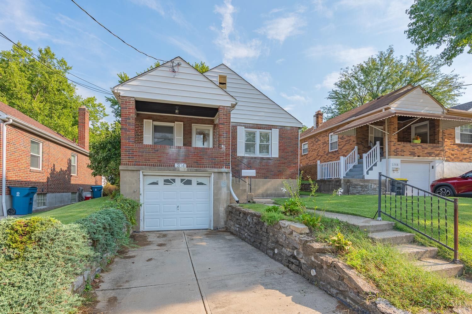 Property Photo: 204 E Mechanic Street OH 45215