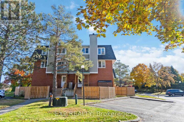 Property Photo:  6 Terrace Drive 207  ON K2H 9J2 