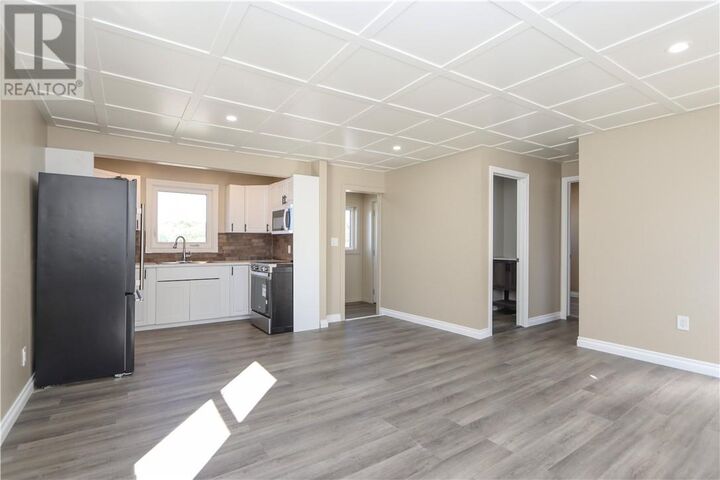 Property Photo:  417 Burton Avenue  ON P3C 4K6 