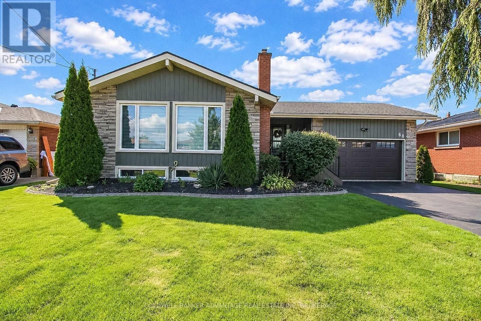 Property Photo:  60 Gladys Avenue  ON L3B 1G3 