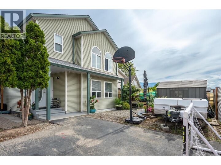 Property Photo: 381 Rigsby Street 102 BC V2A 5S8