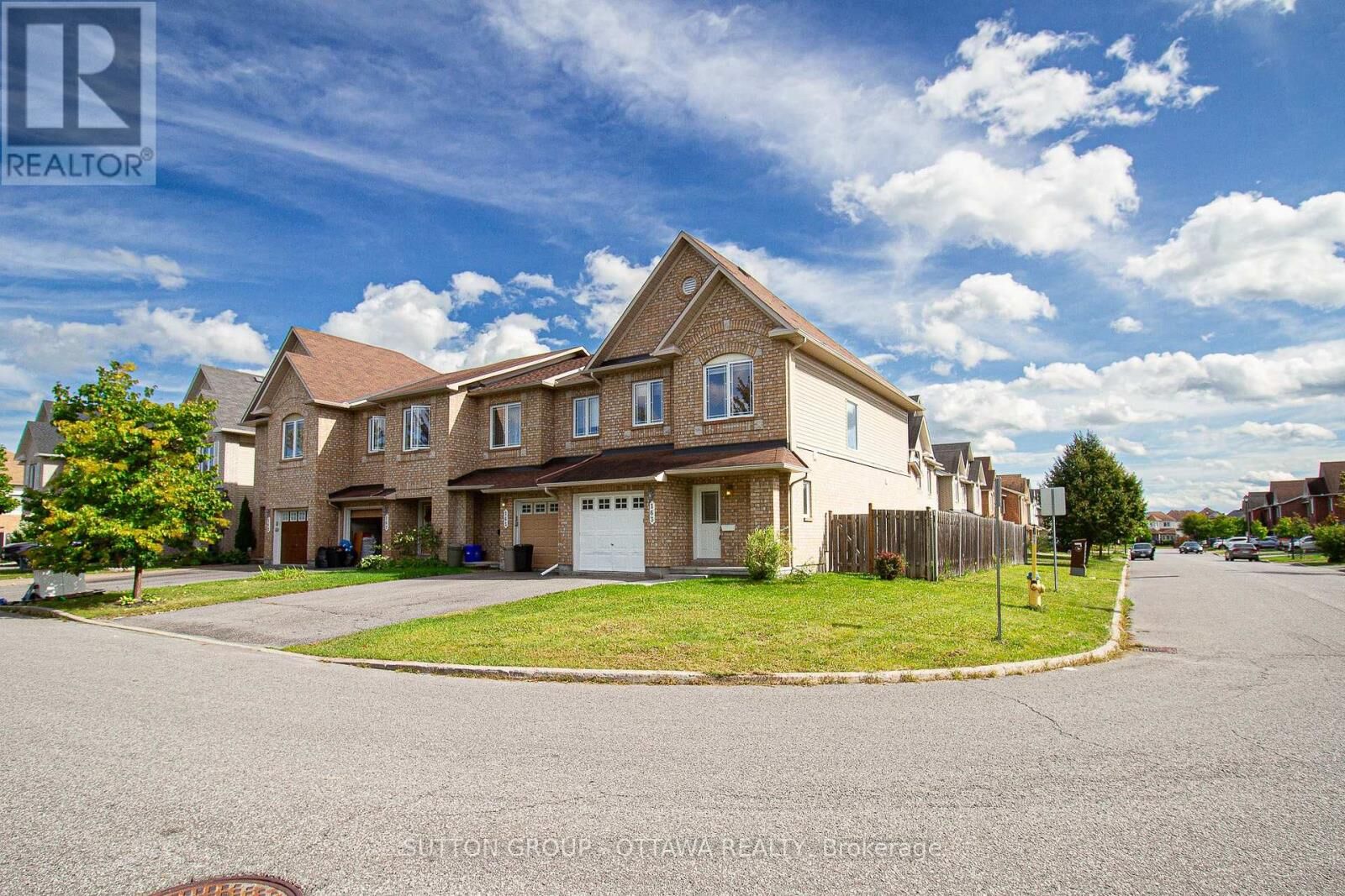 Property Photo:  163 Silvermoon Crescent  ON K4A 0P5 