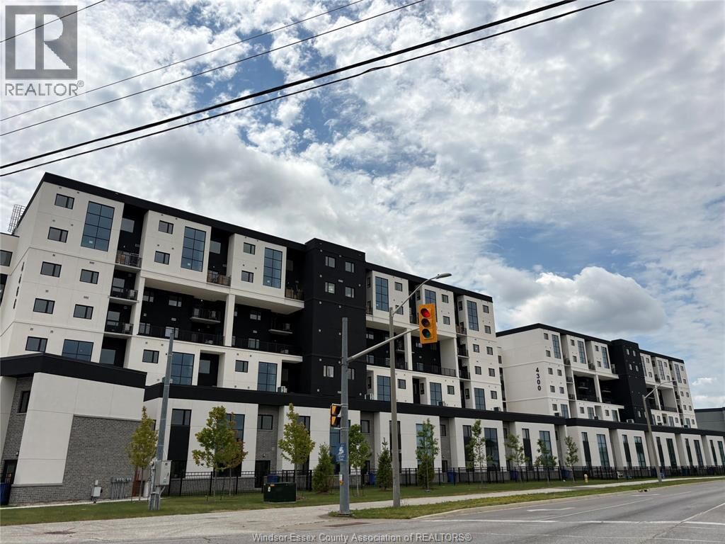 Property Photo:  4400 Laurier Parkway 474  ON N9H 0P9 