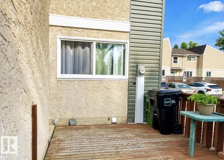 Property Photo:  3221 132A Avenue NW  AB T5A 3K4 
