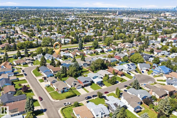 Property Photo:  1720 49A Street NW  AB T6L 3K6 
