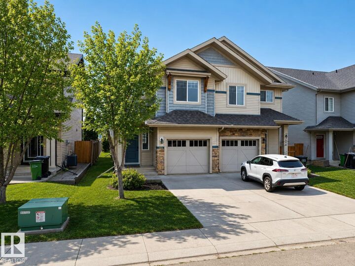 Property Photo:  1668 Chapman Way SW  AB T6W 0Y5 