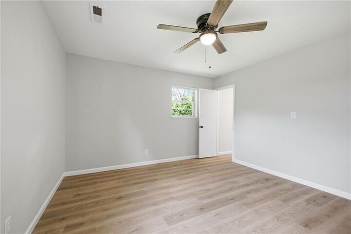 Property Photo:  19 Lindsey Drive  GA 30165 