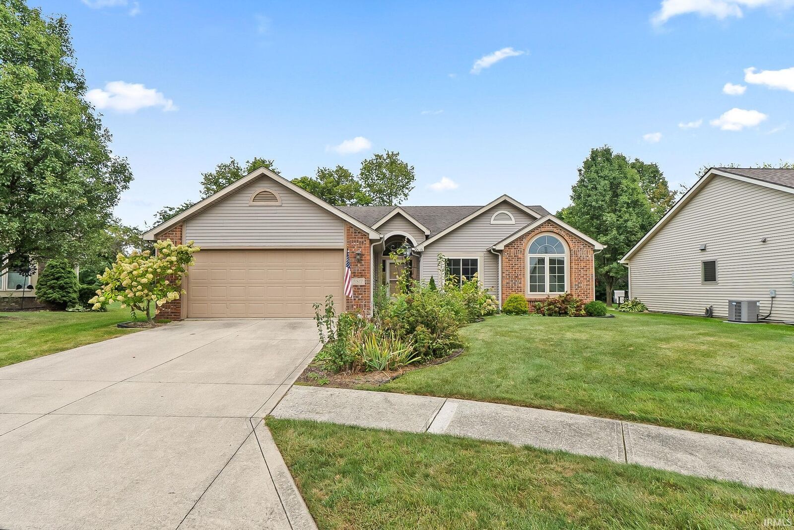 Property Photo:  5817 Twynestel Circle  IN 46814 