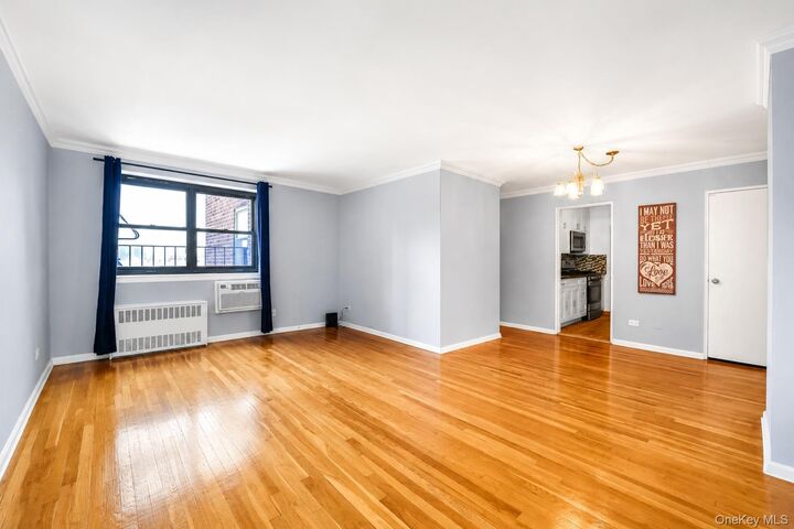Property Photo:  85-10 151st Avenue 5E  NY 11414 