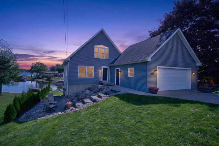 Property Photo:  10725 Arrowhead Circle  MI 49249 