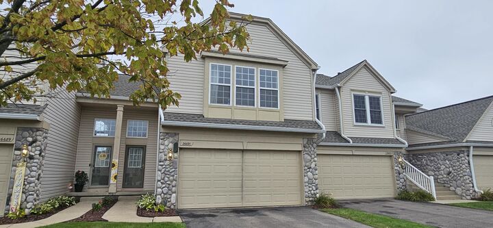 Property Photo:  26691 Kirkway Drive  MI 48183 