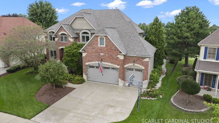 Property Photo: 2275 Glouceston Lane IL 60564