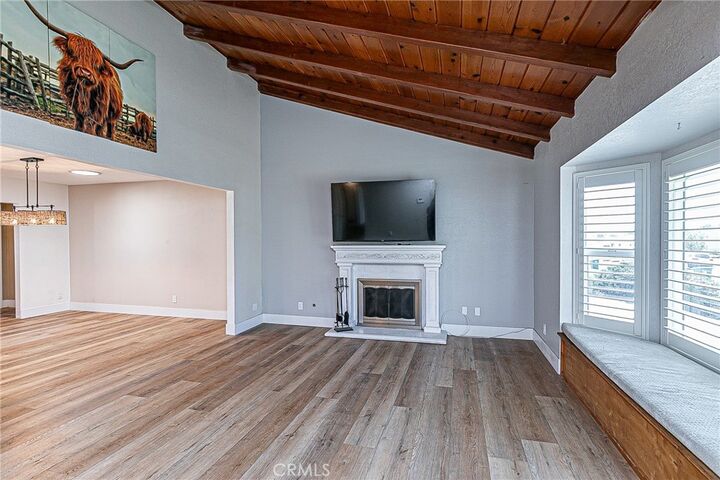 Property Photo:  4604 Laurelwood  CA 93455 