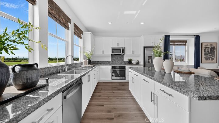 Property Photo:  8368 Toyon Street  CA 91708 