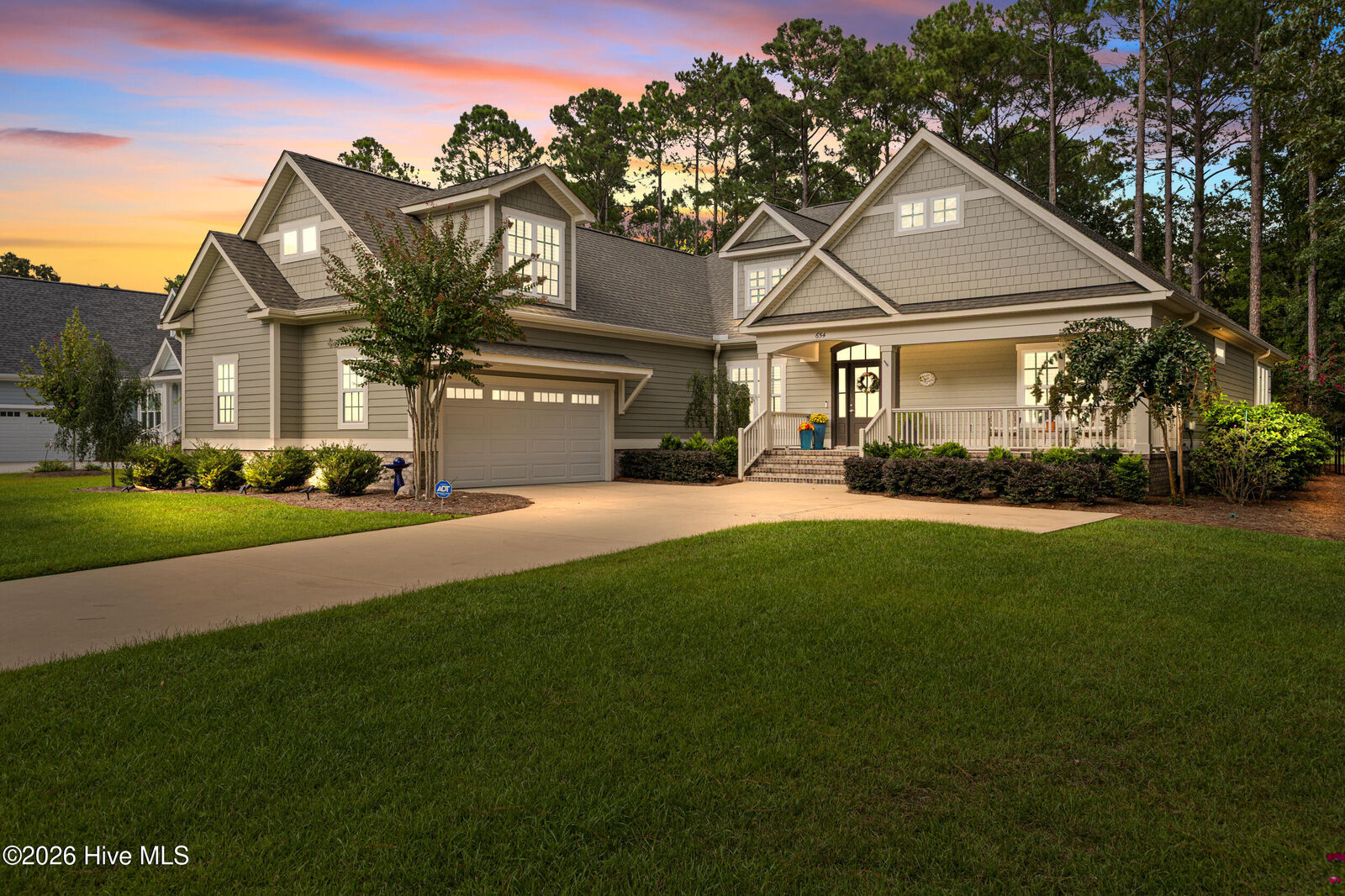 Property Photo:  654 Grovewood Lane SE  NC 28422 