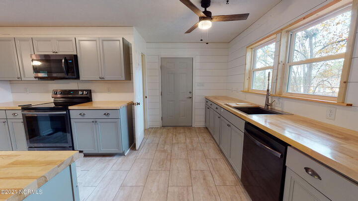 Property Photo:  1 Butte Court  NC 28374 