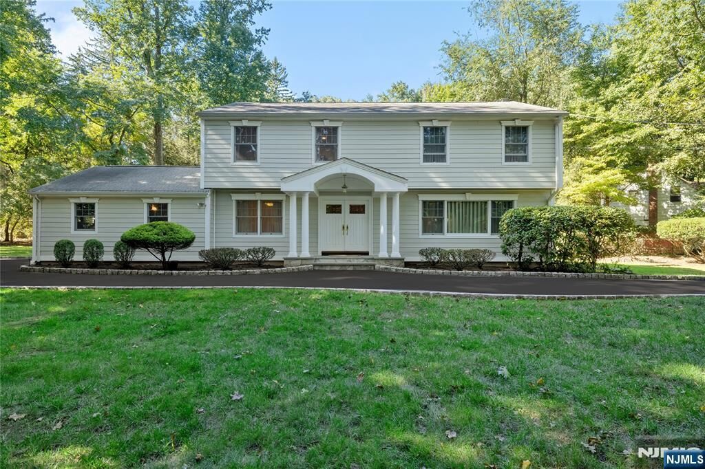 Property Photo:  55 Glen Road  NJ 07677 