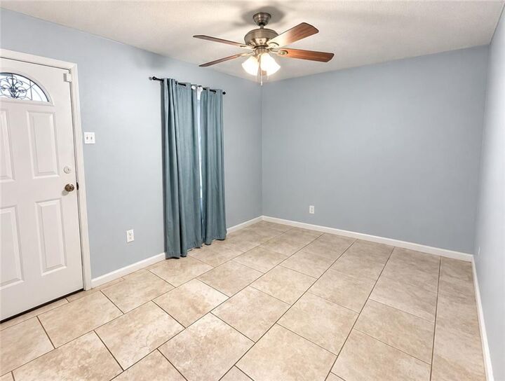 Property Photo:  1013 Sandalwood Drive  LA 70058 