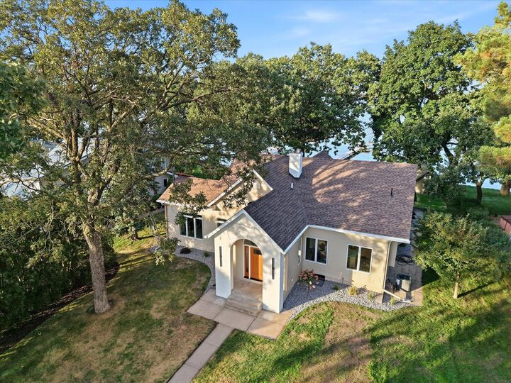 Property Photo:  7 S Shore Drive  MN 55025 
