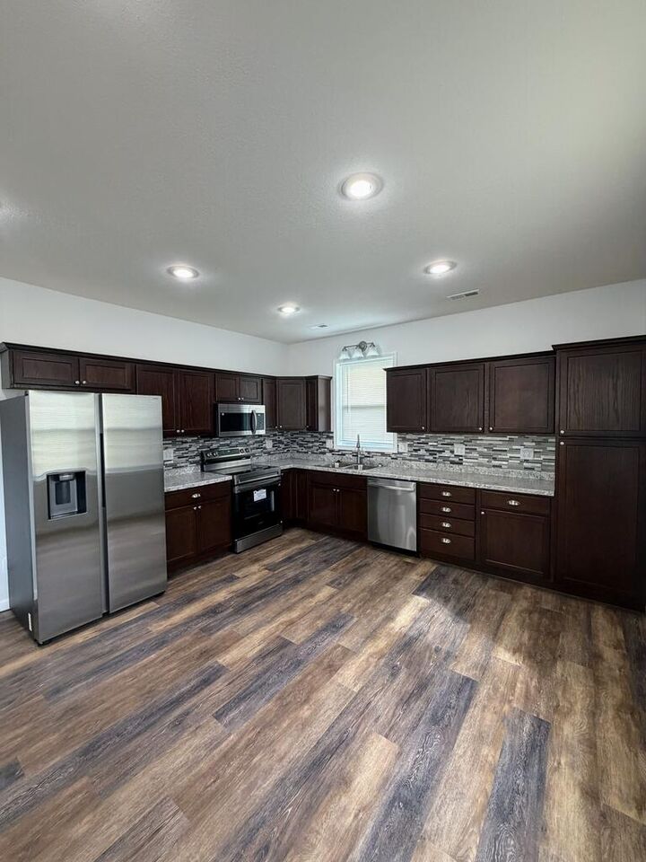 Property Photo: 526 W Mary Street MO 63501