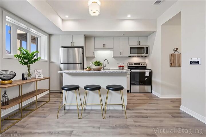 Property Photo:  15 Stauffer Woods Trail 7  ON N2P 0L1 