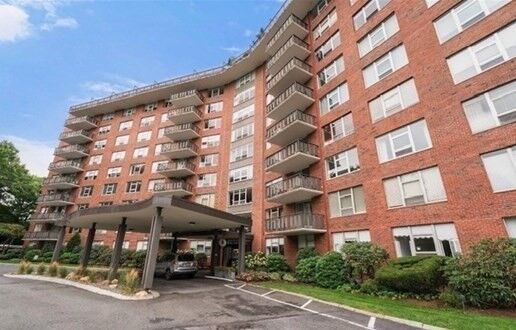Property Photo: 280 Boylston Street 908 MA 02467