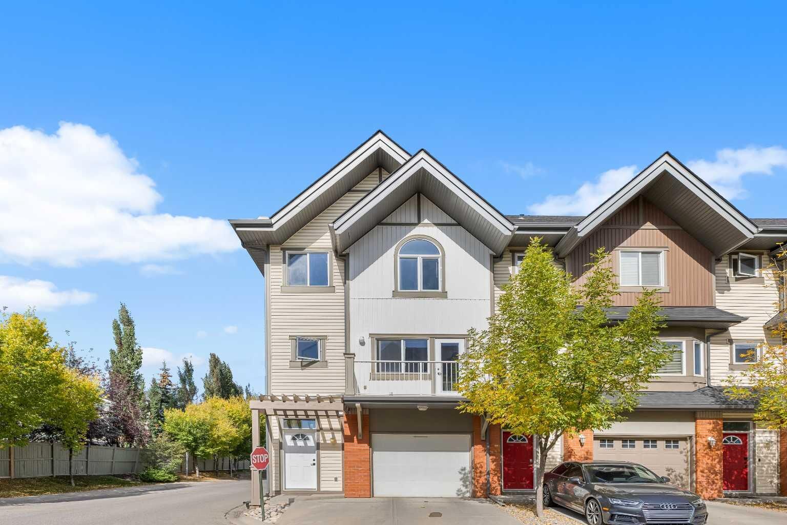 Property Photo:  1010 Wentworth Villas SW  AB T2E 1Y6 
