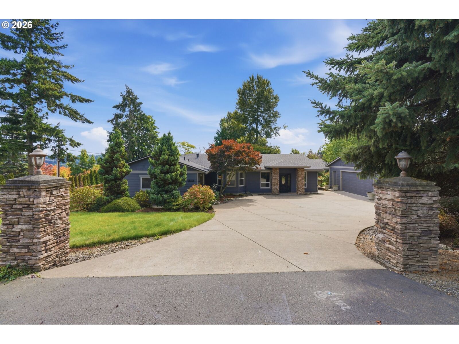Property Photo: 13166 SE Ridgecrest Rd OR 97086