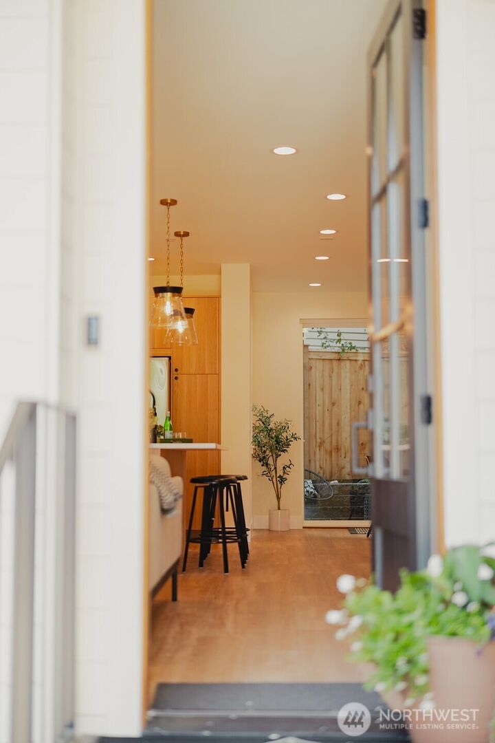 Property Photo: 11812 NE 103rd Place WA 98033