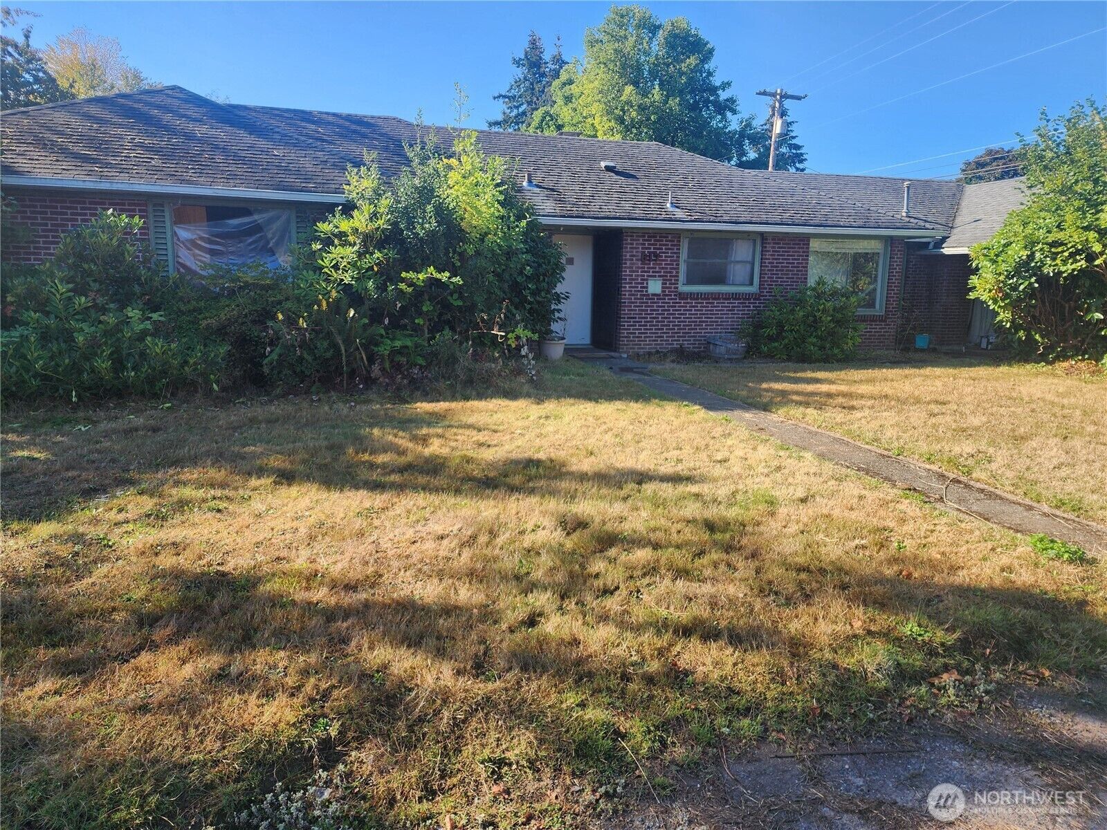Property Photo:  1617 SW Grandview Avenue  WA 98532 