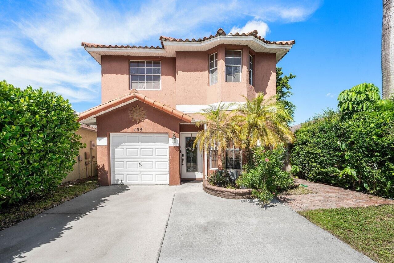 Property Photo:  105 Plumage Lane  FL 33415 